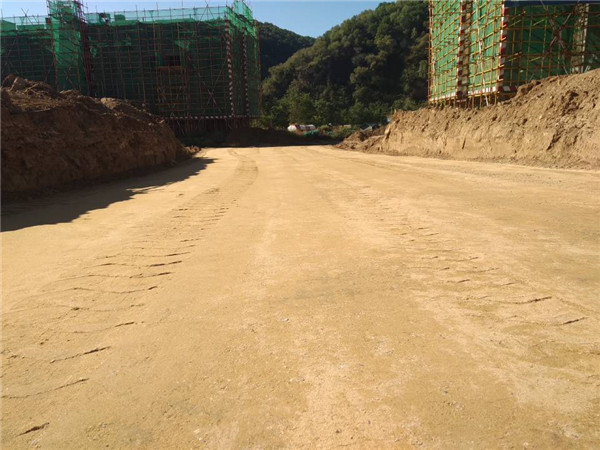 科學(xué)使用土壤水分測(cè)定儀準(zhǔn)確灌溉來(lái)提高農(nóng)作物產(chǎn)量